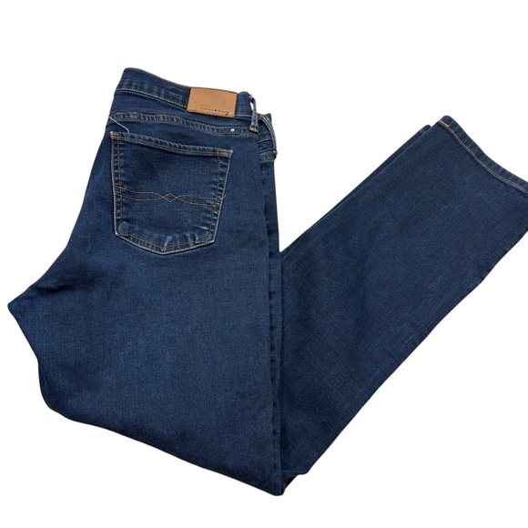 Ladies Lucky Brand Sweet ‘N Straight Dark Wash Jeans Size 10/30 - Picture 5 of 8